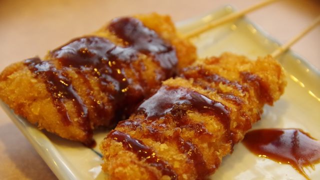 園田競馬場のマグロ串カツ